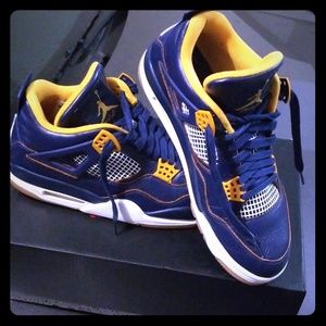 Air Jordan Retro 4's